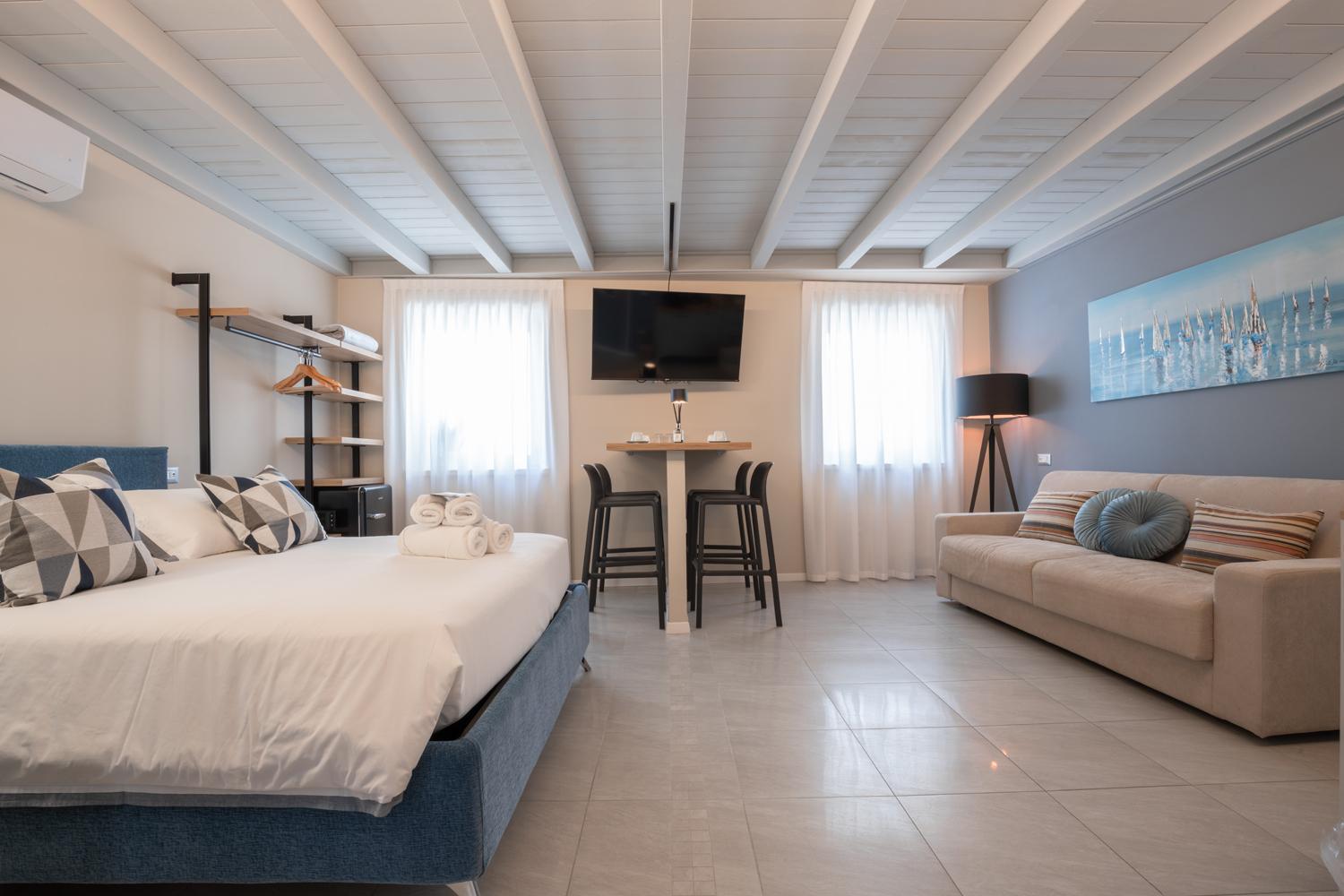 טורבולה Es Rooms And Apartments מראה חיצוני תמונה